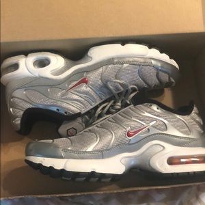 Nike AirMax plus